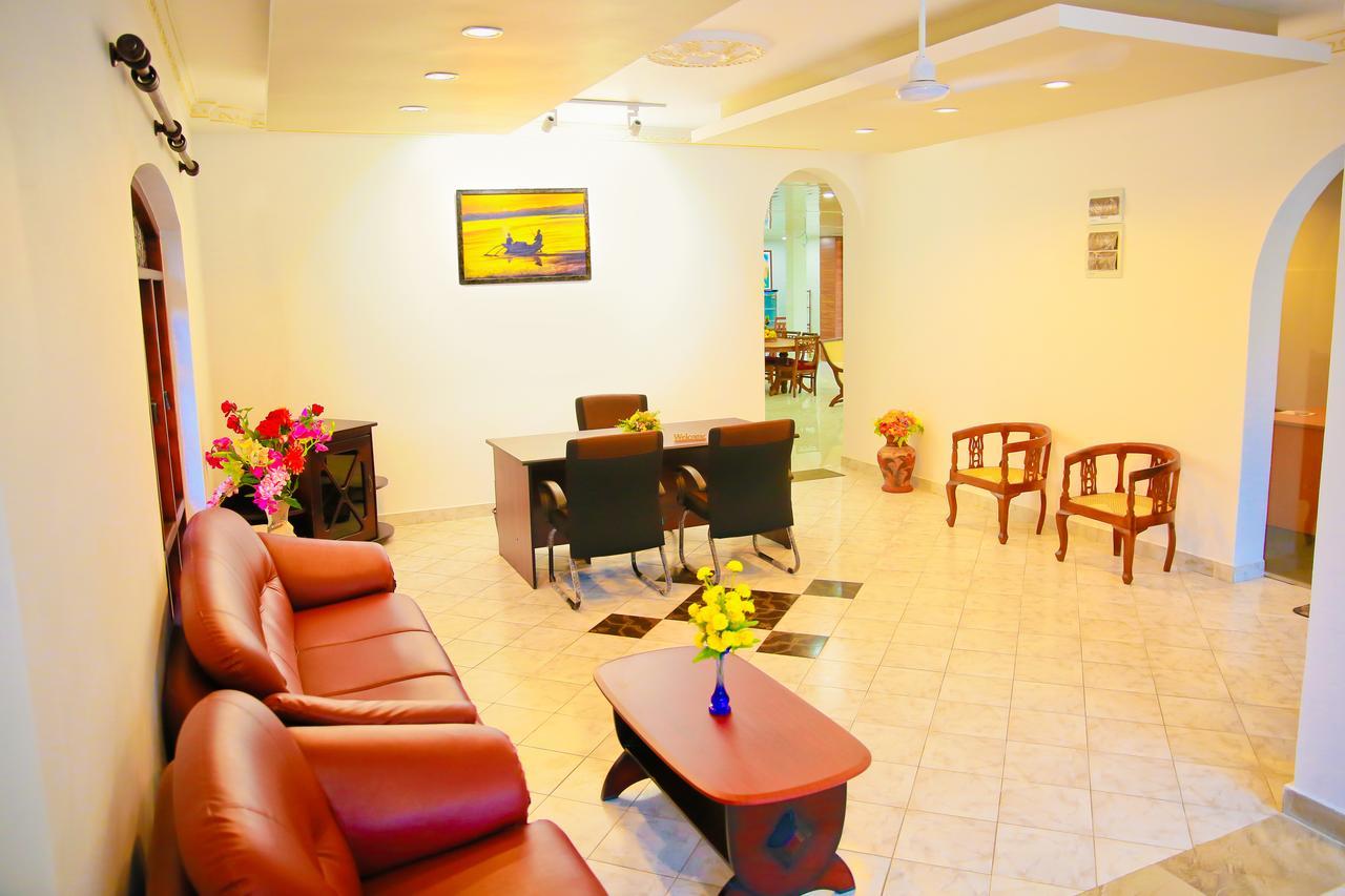 Prince Beach Hotel Бентота Екстериор снимка