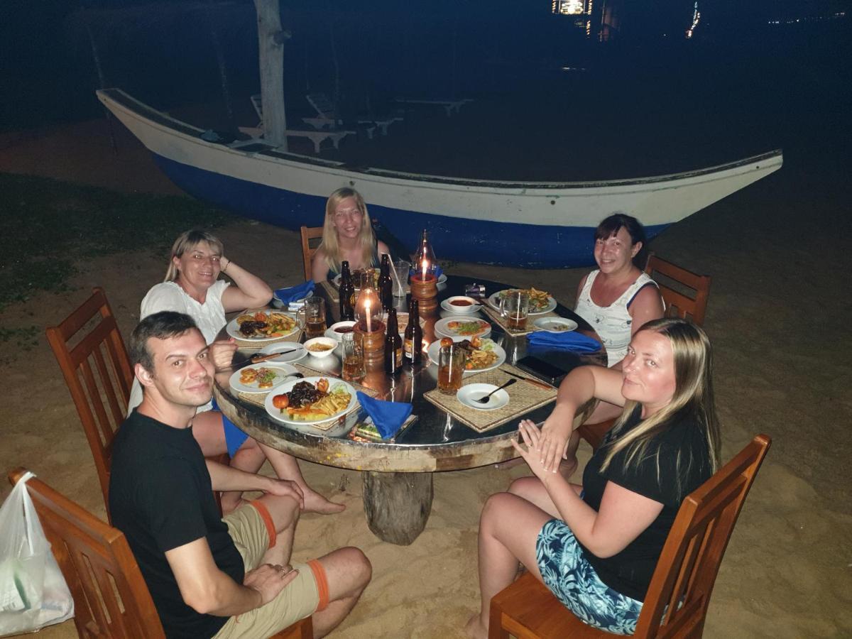 Prince Beach Hotel Бентота Екстериор снимка